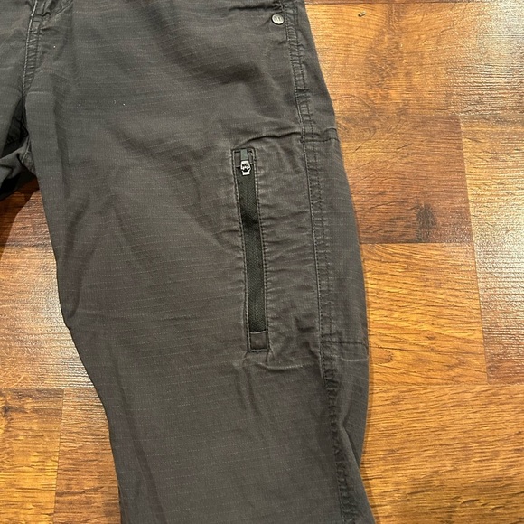 Vuori Men’s Ripstop Pants Gray Size Small Slim Fit - Picture 2 of 7